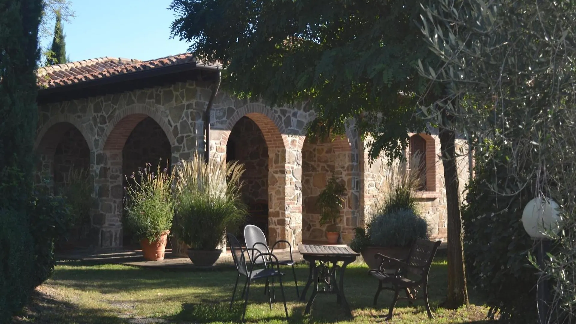 Holiday home Detached Farmhouse With Private Pool Montenero d'Orcia