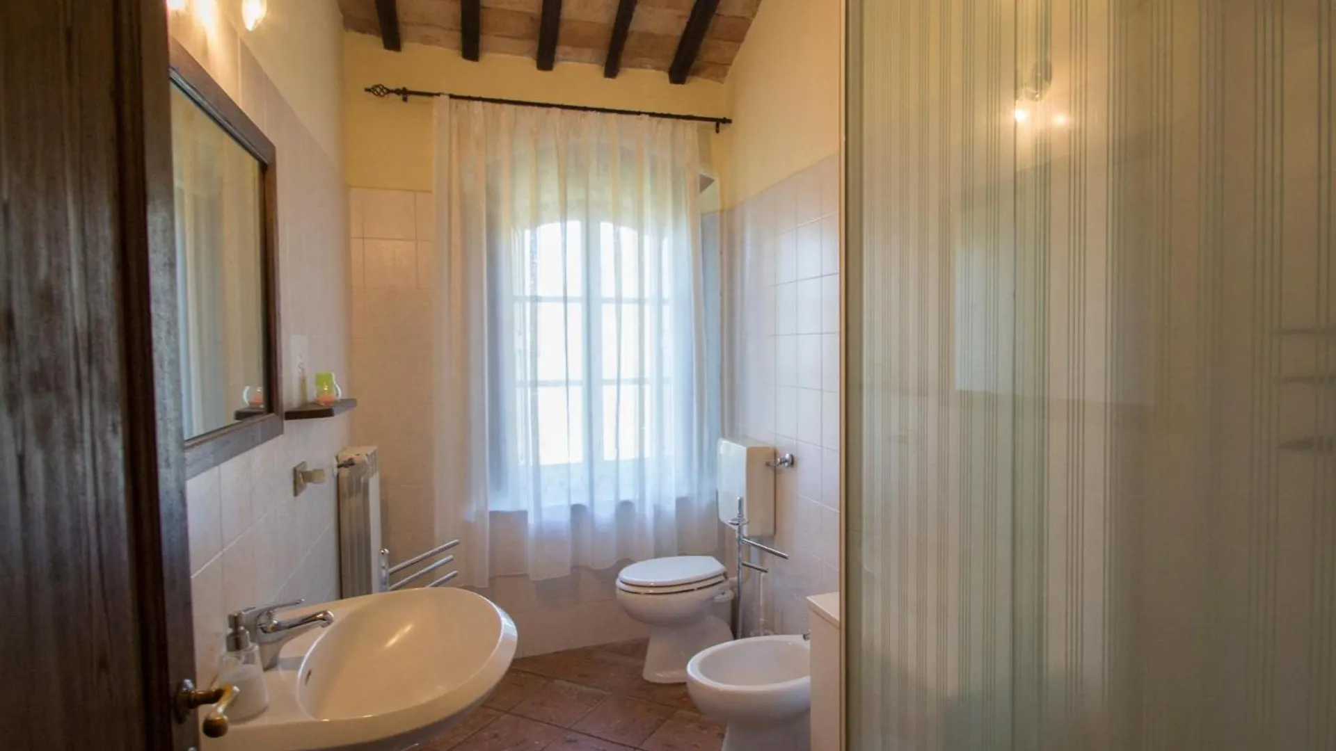 Holiday home Detached Farmhouse With Private Pool Montenero d'Orcia