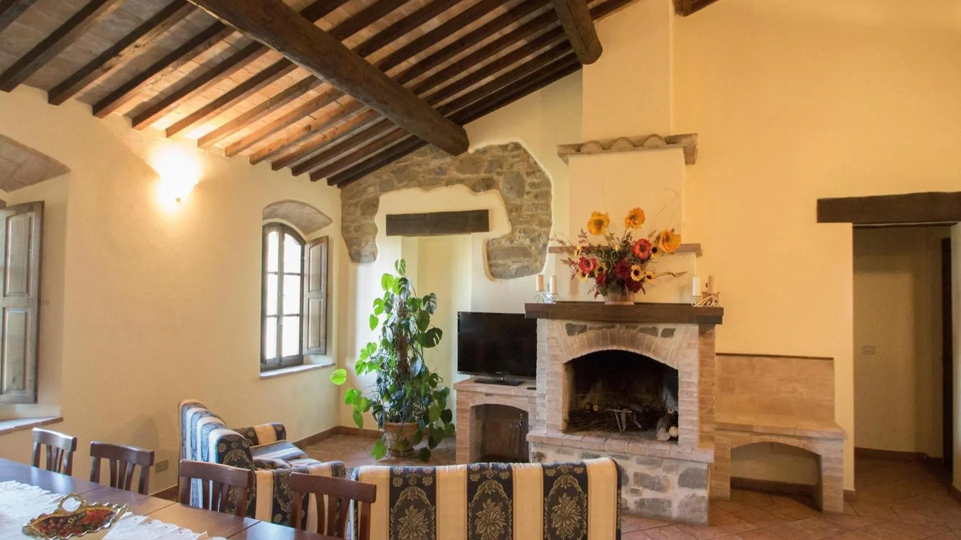 Detached Farmhouse With Private Pool Montenero d'Orcia
